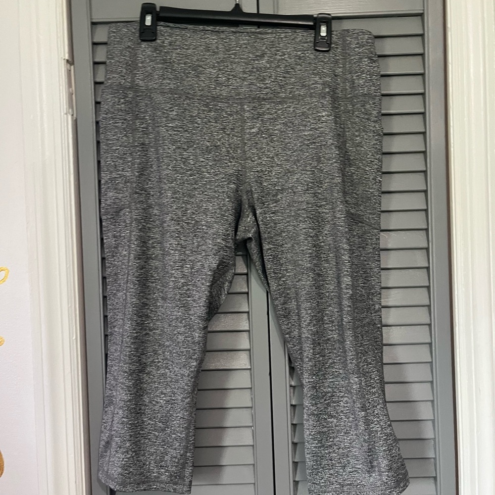 Avia Gray Leggings Stretchy Moisture-Wicking Activewear